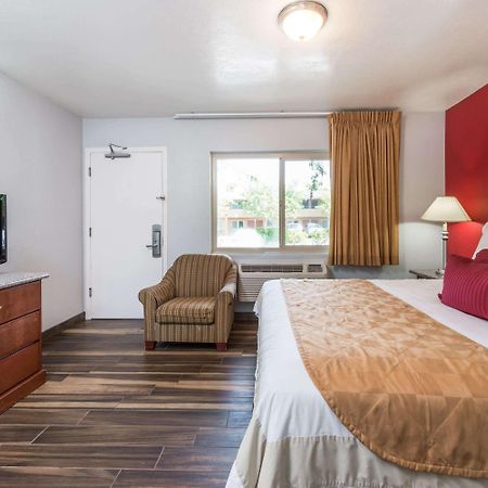 סן דייגו Ramada By Wyndham Near Seaworld / Mission Beach מראה חיצוני תמונה