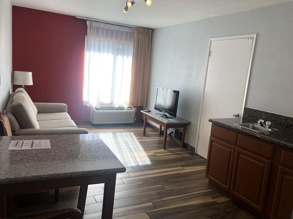 סן דייגו Ramada By Wyndham Near Seaworld / Mission Beach מראה חיצוני תמונה