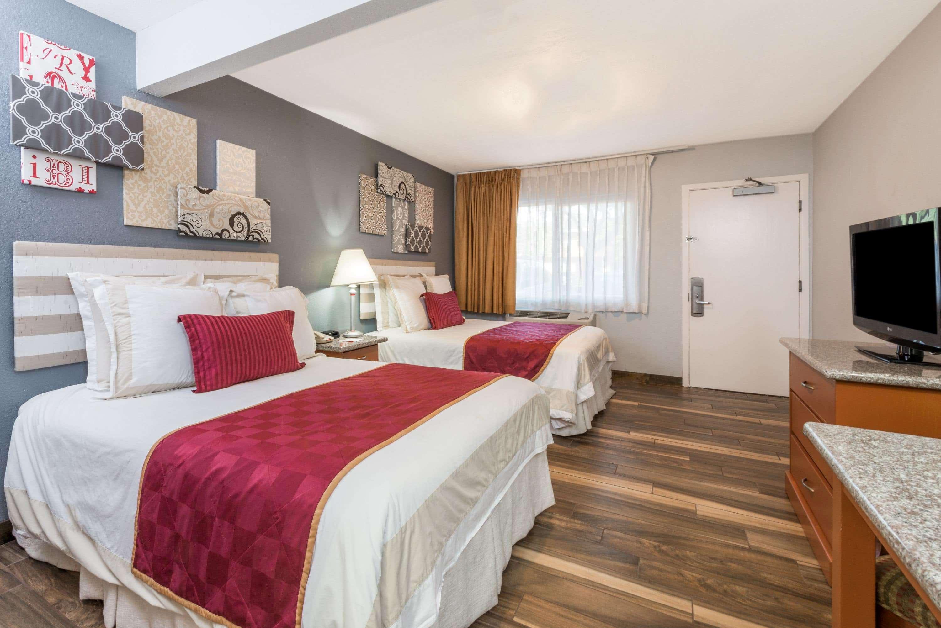 סן דייגו Ramada By Wyndham Near Seaworld / Mission Beach מראה חיצוני תמונה